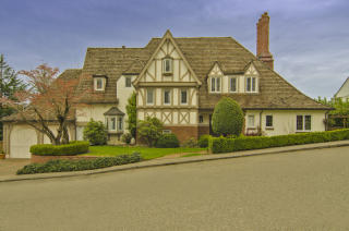 2868 Cumberland Rd, Portland, OR 97210-2853
