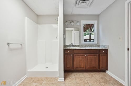391 Arnold St, Atlanta GA  30308-2911 exterior