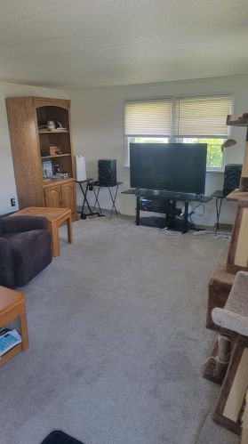 15 Upham Pl, Unity, NH 03743-5935