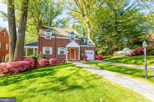 1516 Live Oak Dr, Silver Spring MD 20910-1543 exterior