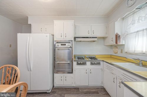 5142 Garfield Ave, Camden NJ 08109-1756 exterior