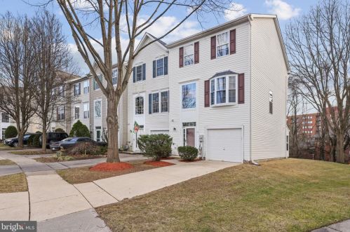 7037 Cradlerock Farm Ct, Columbia, MD 21045-4436