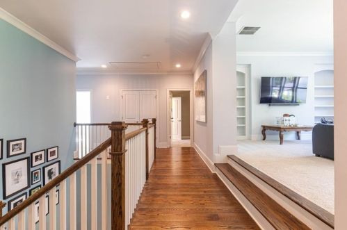 6470 Long Is Dr, Atlanta GA  30328-3043 exterior