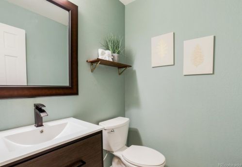 2381 Perry St, Denver CO 80204-3048 exterior