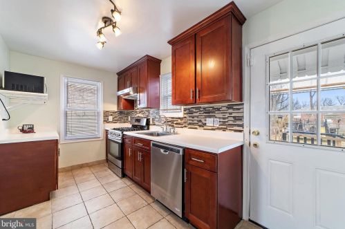 31 Central Ave, Trenton NJ 08610-3801 exterior