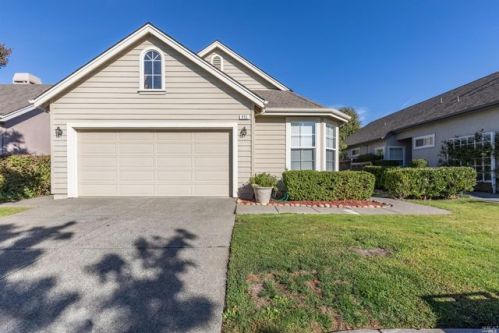 855 Ella Fitzgerald Ct, Windsor, CA 95492-7540