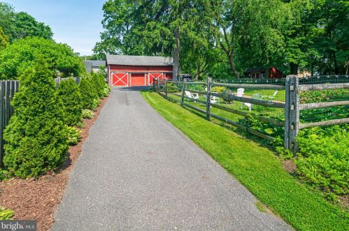 59 Potter St, Tavistock NJ 08033-1312 exterior