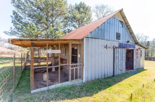 978 Thurman Rd, Stockbridge GA  30281-1423 exterior