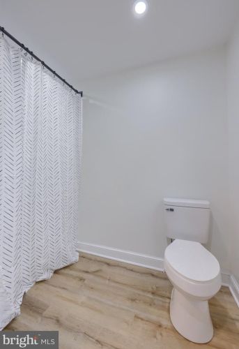 975 Salisbury Ct, Lancaster PA  17601-5163 exterior