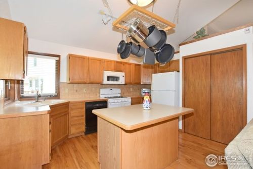 2825 Mckeag Dr, Fort Collins CO  80526-6203 exterior