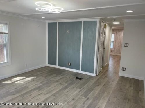 41 Eagle Dr, Lakehurst, NJ 08759-3750