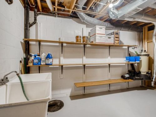 3231 Black Oak Dr, Saint Paul MN  55121-2334 exterior