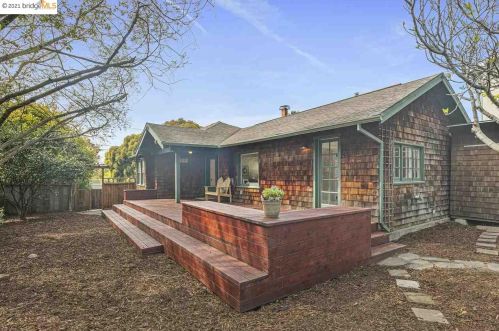 2241 Jefferson Ave, Berkeley, CA 94703-1617