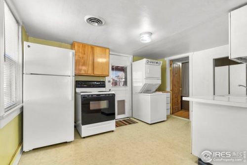 543 11 St, Loveland CO 80537-4929 exterior