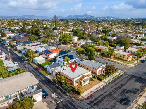 4202 Madison Ave, San Diego, CA 92116-4824