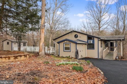 565 Montevallo Ln, Hedgesville, WV 25427-6025