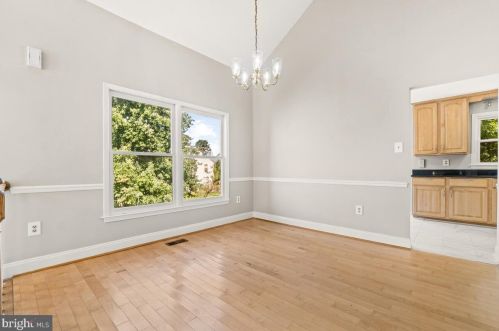 2229 Cherry Leaf Ln, Silver Spring MD 20906-5733 exterior