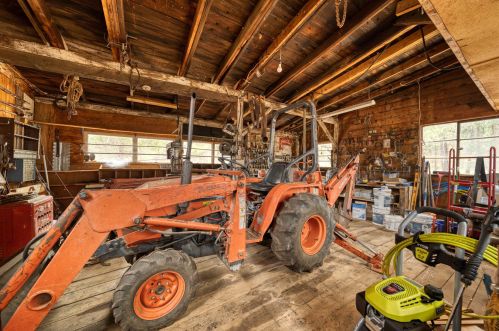 229 Pecks Valley Rd, Almanor CA  95947-9739 exterior