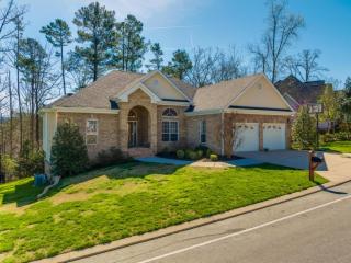 397 Blue Jay Pkwy, Ringgold, GA 30736-4905