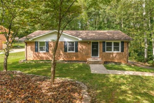 6965 Poplar Ridge Rd, Lewisville, NC 27023-9554