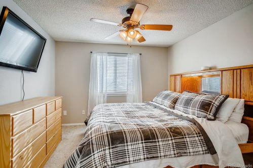 4648 Pagosa Way, Aurora CO 80011-4930 exterior