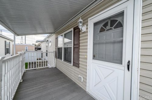 6 Alison Dr, Avenel, NJ 07001-1930