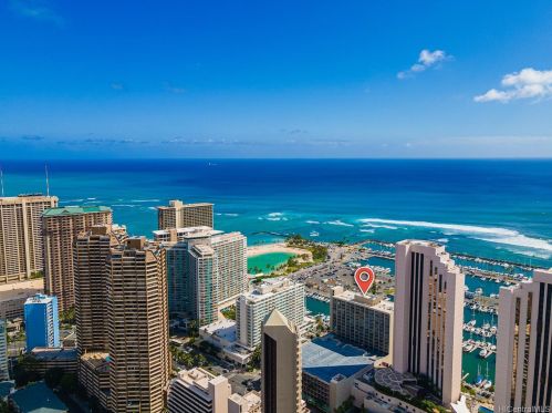 1765 Ala Moana Blvd, Honolulu HI  96815-1435 exterior