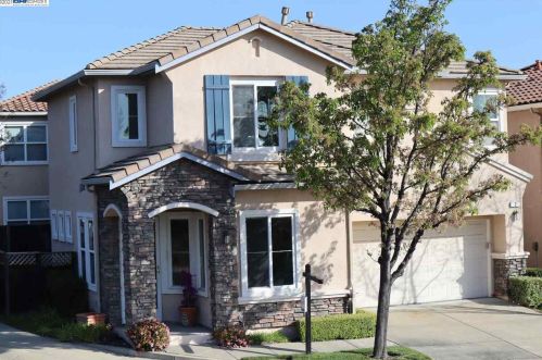 2 Terraced Hills Cir, San Ramon, CA 94583-9103
