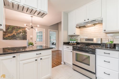 2031 Abby Ln, Atlanta GA  30345-3514 exterior