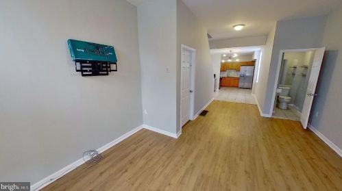 2351 3rd St, Philadelphia PA  19133-2906 exterior