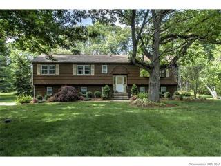 20 Coram Ct, Milford, CT 06461-1603