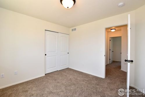 2658 Emerald St, Loveland CO 80537-2013 exterior