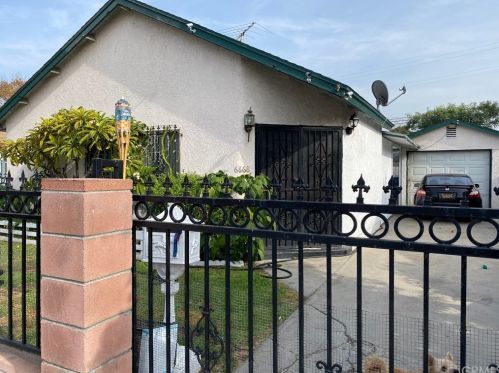 6866 Colmar Ave, Bell, CA 90201-4041