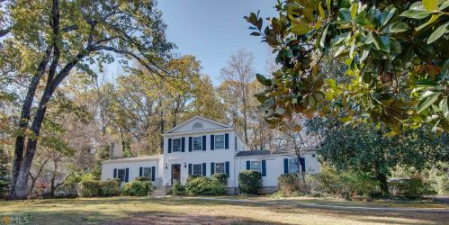 2615 Elsinore St, Atlanta, GA 30344-6723