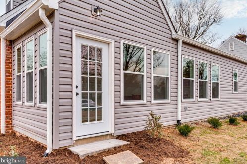 114 Williamsburg Dr, Silver Spring MD 20901-2728 exterior