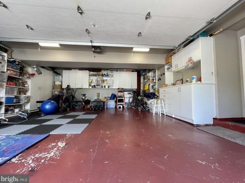 343 Sayre Dr, Princeton NJ  08540-5839 exterior