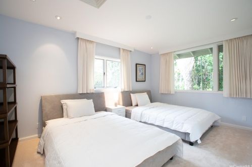 4463 Aukai Ave, Honolulu HI  96816-5209 exterior