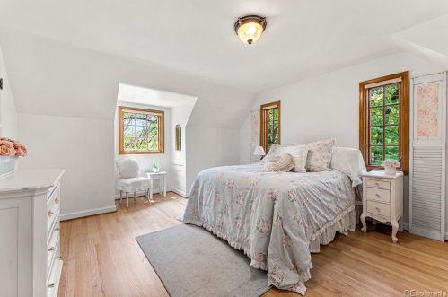 1066 Bonnie Brae Blvd, Denver CO  80209-5135 exterior