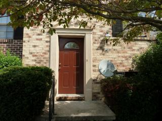 12 Casey Ct, Baltimore MD  21228-3636 exterior