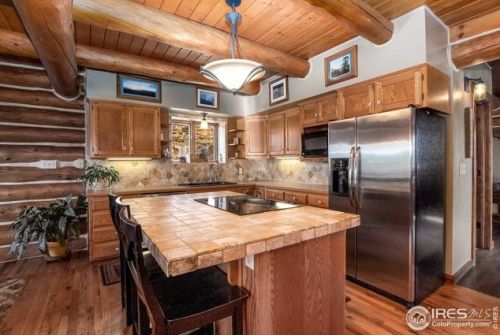 585 Redstone Dr, Bellvue CO 80512-6309 exterior