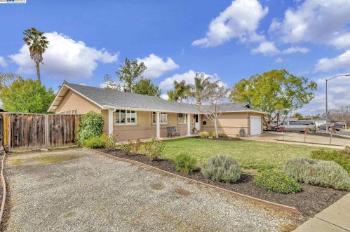 2151 Stonebridge Rd, Livermore, CA 94550-6542