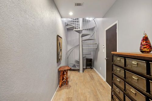 1348 Fernwood Cir, Atlanta GA  30319-3408 exterior