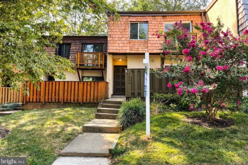 1668 Valencia Way, Herndon, VA 20190-4976
