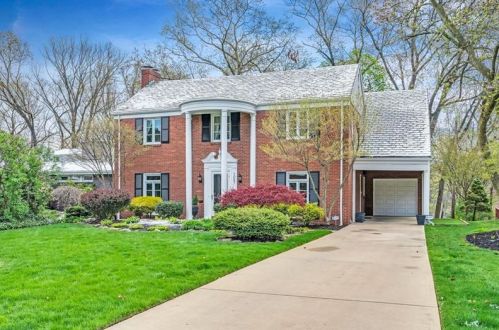1057 Edgewood Rd, New Kensington, PA 15068-5352