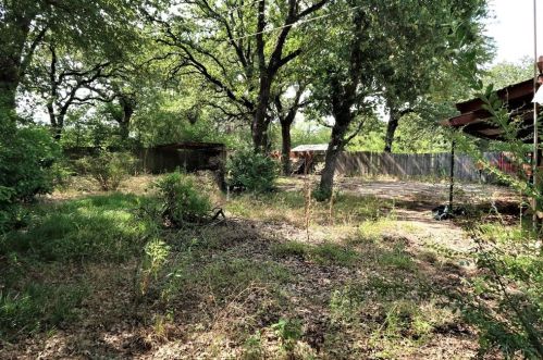 4858 Eastline Dr, Fort Worth TX  76119-4618 exterior