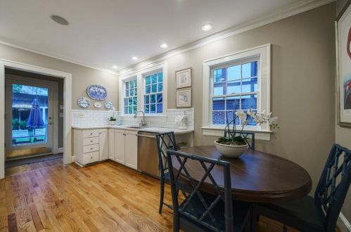 106 Huntington Rd, Atlanta GA  30309-1503 exterior