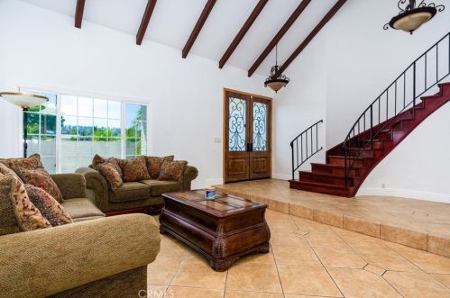 7385 Calle Granada, Anaheim CA  92808-1033 exterior