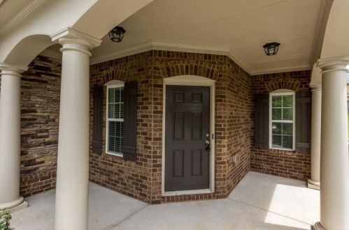 513 Cedarwood Dr, Holly Springs, GA 30115-5100