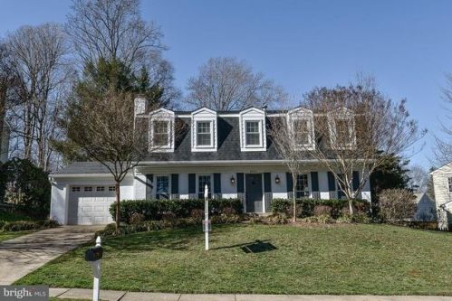 8604 Nanlee Dr, Springfield, VA 22152-2716
