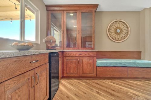 8582 Running Gait Ln, Riverside CA  92509-5106 exterior